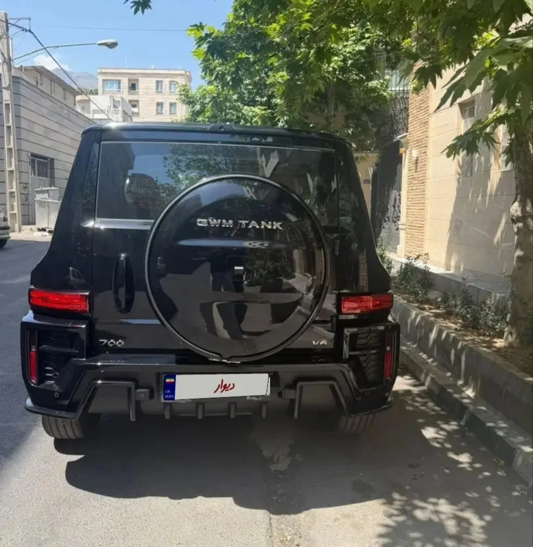 تانک 700