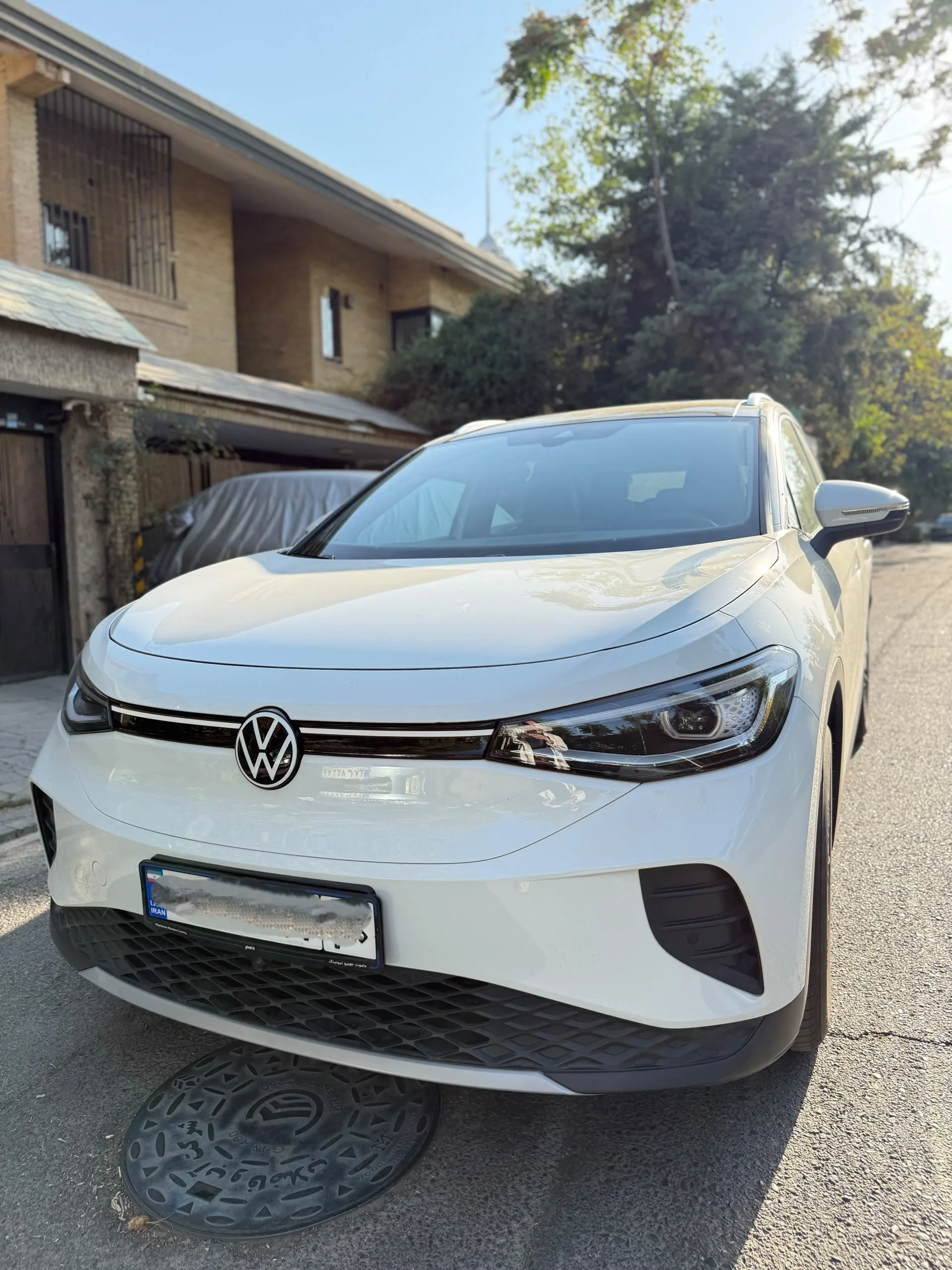 ID4 2025 سفید 5000 تا کار